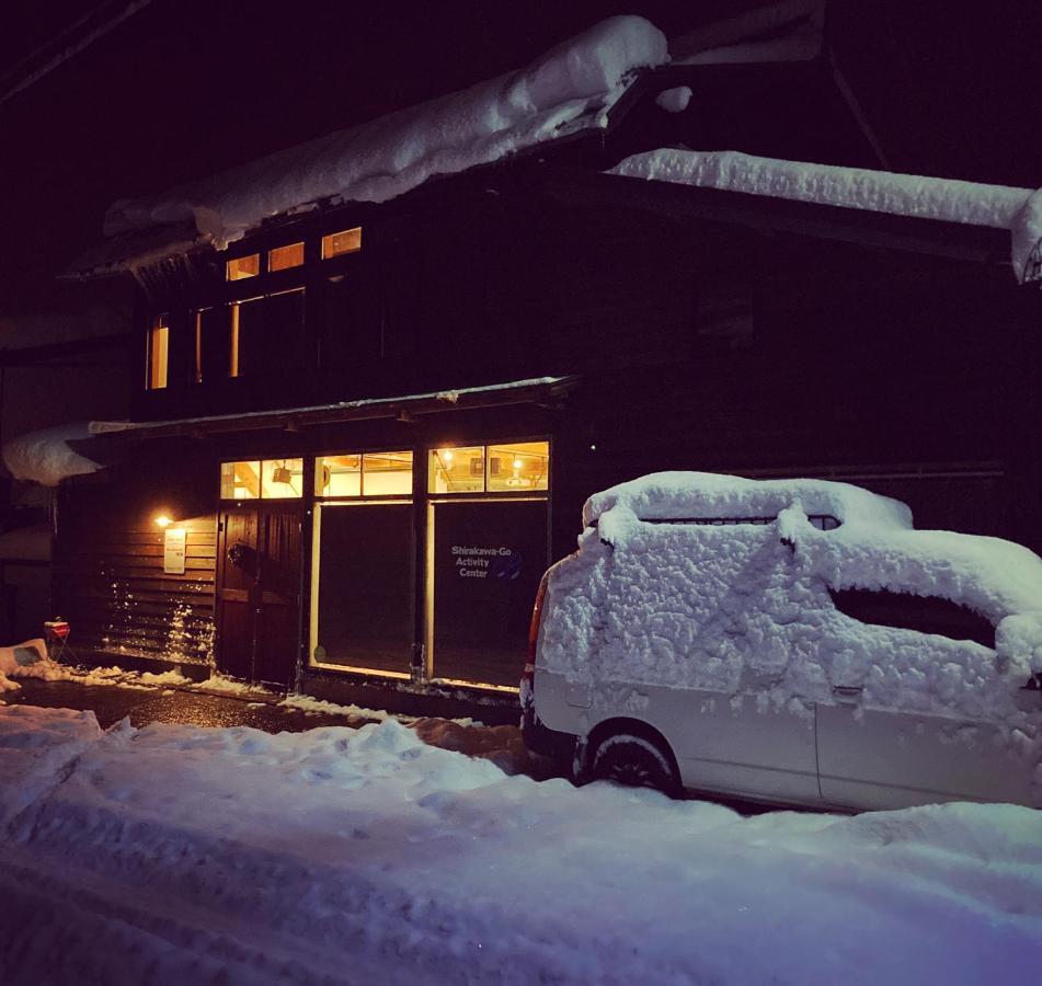 Guesthouse Shirakawa-Go Inn Экстерьер фото